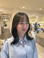 オリーブグレージュ