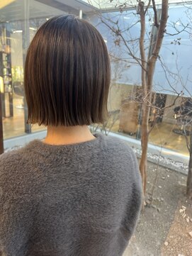 アオトソラ 切りっぱなしタッセルボブ