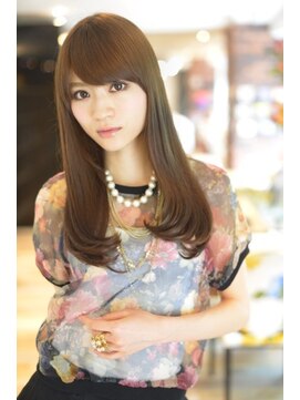 ケーツー心斎橋 クイーンズガーデン バイ ケーツー(K two QUEEN'S GARDEN by K two) 【K-two心斎橋】サラふわ上品ストレート+小顔カット