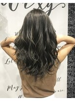ウィクシー(wixy) 暗めカラーでも立体感を"コントラストハイライト"