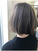 ラベンダーグレージュカラ　ボブ