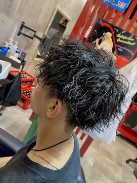 ダズ(Dazz) ツイストスパイラルツーブロック刈り上げ