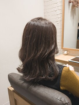 カダン(Kadan) セミロング/グレージュカラー/ニュアンスカラー/20代30代40代