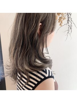 ファヴォリ(favori) 【favori 自由が丘】透け感ハイライト♪