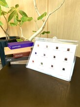 【CLANGE】まつ毛エクステ、まつ毛パーマ、美眉ワックス脱毛も周りの目が気にならない半個室スペースで♪