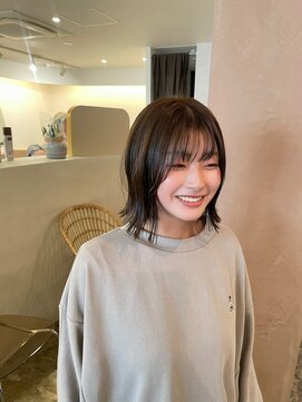 ユッカ 梅田(YUCCA) 【 YUCCA 】大人可愛い20代30代40代 ミディアム/切りっぱなし
