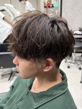 シャイン 大宮(SHINE) MEN’S HAIR/波巻ツイストスパイラル/フェザーパーマ/大宮