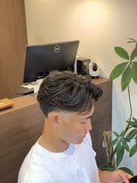 オートクチュール ランコントレ(Haute Couture Rencontrer)&nbsp;海外風フェザーパーマ×テーパーフェード