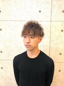 ヘア デザイン ビーチ(Hair Design Beach) 【Beach】 ツイストマッシュ×フェードブロック