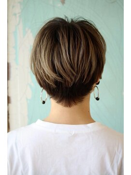 フォルテ 掛川店 スタイリッシュマッシュショート【掛川 美容室 ショート】