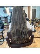 ライズ バイ レボ(RISE by REVO)&nbsp;ペールベージュセクションカラーグラデーションカラー外ハネボブ