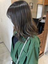 ヌーク(nuuk) オリーブグレージュ