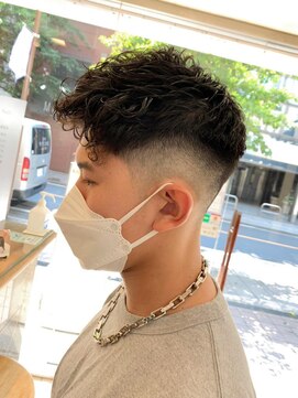 クアトロ グランシュ 川崎店(QUATRO × GranCieux) フェード×スペインカール