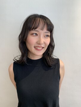 バズ(BUZZ) 伸ばしかけならミディアムパーマ＊