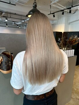 メリー オオサカ(Merly Osaka) white milk tea