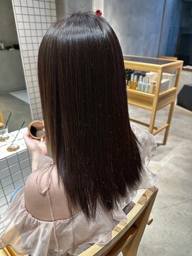 ニーイチイチ(211) 髪質改善ストレート
