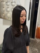 エイチ(811)&nbsp;オリーブアッシュラインボブエンドカラー切りっぱなしミディアム