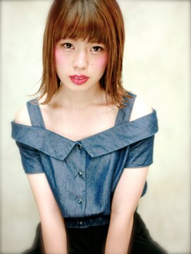 バース(BIRTH) 天神[ BIRTH ] 切りっぱなし☆外ハネミディー