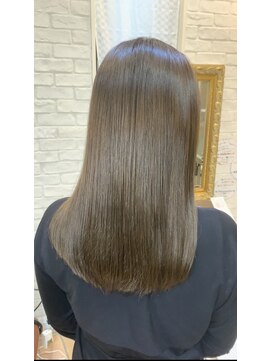 フィーカ(fika) 恵比寿/髪質改善/インナーカラー/トリートメント/恵比寿美容室