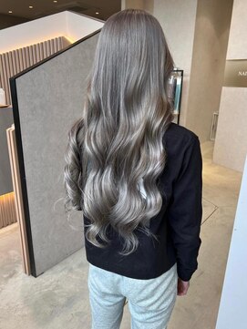 アースコアフュールボーテ 川越店(EARTH coiffure beaute) ホワイトグレージュダブルカラーケアブリーチエクステ