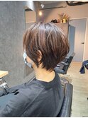 ショートボブ