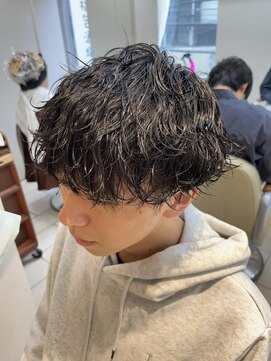 テトラ バイ ネオリーブ 横浜西口店(tetra by neolive) メンズパーマ　波巻き　ツイスパ　マッシュ　［横浜］［横浜駅］