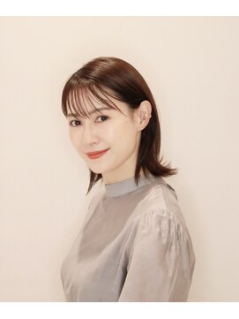 アンベリールフルー(EMBELLIR fleur) タイトミディアム