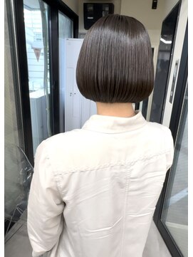 バッカ 横浜桜木町店(BACCA) ミニボブ/ダークアッシュ