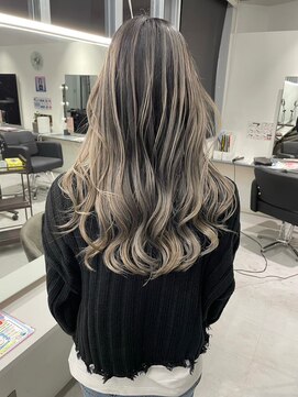 キング 枚方店(K!ng) 縮毛矯正髪質改善ハイライトレイヤーカット枚方美容室エクステ