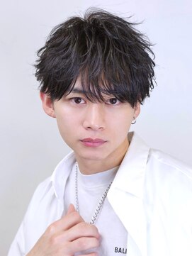 リップス 池袋(LIPPS) ラウンドフェザーショート