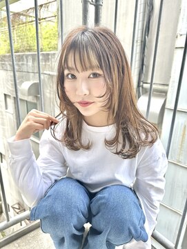 リーノア(LINOAH) 肌映えベージュ×ミディアムレイヤー