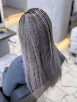 ラピス 福岡天神店(Lapis) シルバーバレイヤージュ/ブリーチ/外国人風カラー/髪質改善