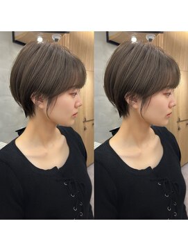 ロンドプロフィール 浦和(Lond profil) 大人可愛い20代30代40代黒髪前下がりショートボブ丸みショート◎