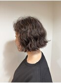カーリーヘアにハイライト