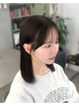 シェス 梅田茶屋町(shes) 前髪から繋がる顔周り/アリサ