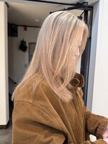 フイ(Hui) 【ayari】white blonde