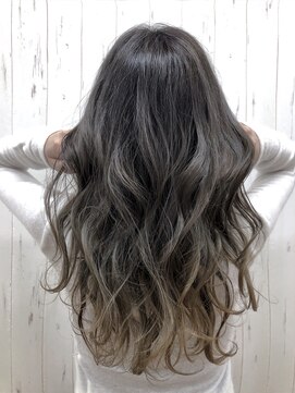 グランジュ 梅田店(GRANZE) ベージュ系 グラデーションカラー