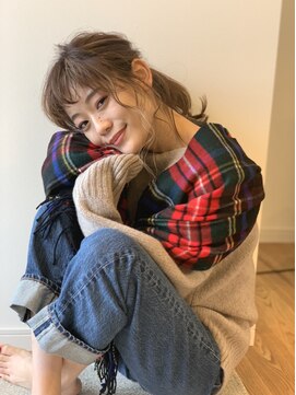 ヘア アンド メイク アートレス(Hair and Make Art less) ゆるポニテ