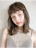 ロブスタイル_外ハネボブセクションカラーペールベージュ_68505