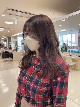 ケンジ 平塚ラスカ店(KENJE) ナチュラルベージュ