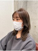 韓国風巻き髪スタイル