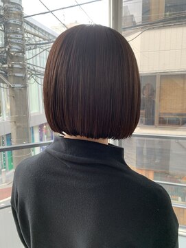 オーパスアミカ(OPUS AMICA) しっとりコンパクトミニボブ