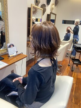 ビーハイブ 一番町店 アヴェダ(BEHIVE) おとな可愛いBOB