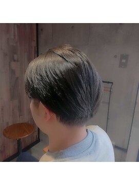 ネセサリー(NECESSARY) カット