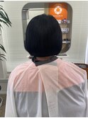 ショートボブ