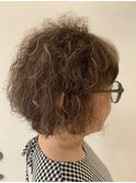 60代 大人ショートボブボリュームアップスパイラルパーマ
