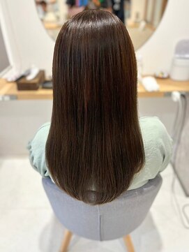 キオナ(Kiona) 【ビフォーアフター】艶髪ストレート