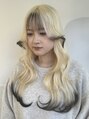 アルファバイオリカ(ALPHA by ORIKA)&nbsp;レイヤーにホワイトブロンドと深め透けブラウンのデザインカラー