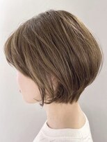 ラーサ(LaHzA)&nbsp;前下がりショートボブ大人ショートボブマッシュショートベージュ