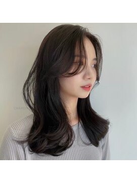 コア 梅田茶屋町店(Core) 髪質改善 艶髪 愛され 韓国風 前髪カット 小顔 梅田